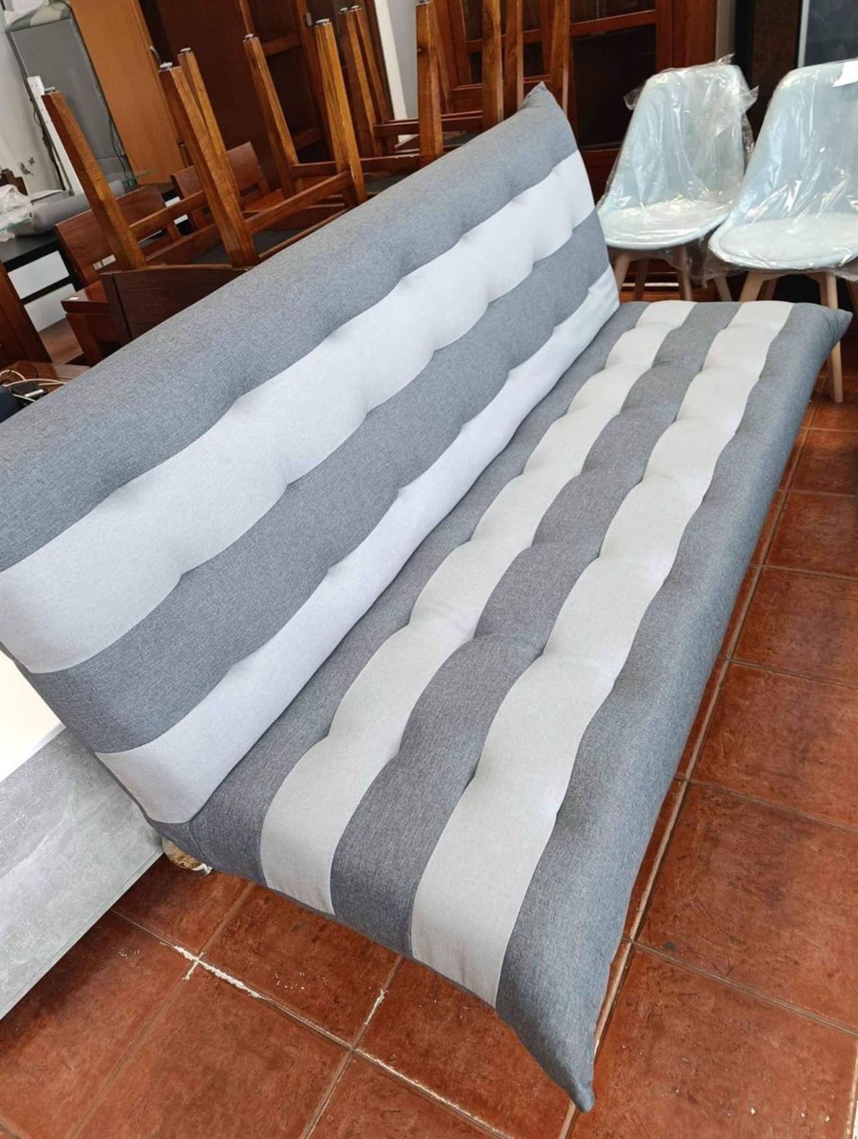 Sofa cama NUEVO - Imagen 1